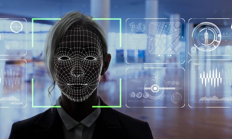 Biometría obligatoria en banca: por qué cumplir no es solo comprar un lector facial